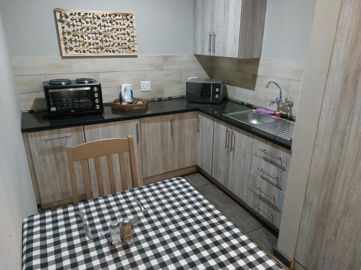 Wisteria Lane Guesthouse Postmasburg Bagian luar foto