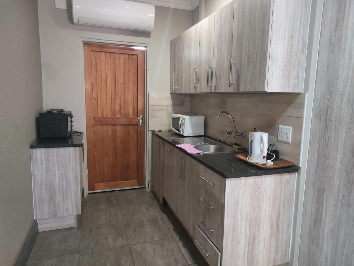Wisteria Lane Guesthouse Postmasburg Bagian luar foto