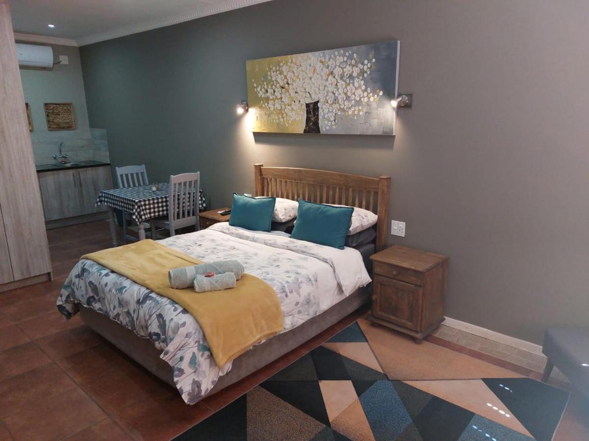 Wisteria Lane Guesthouse Postmasburg Bagian luar foto