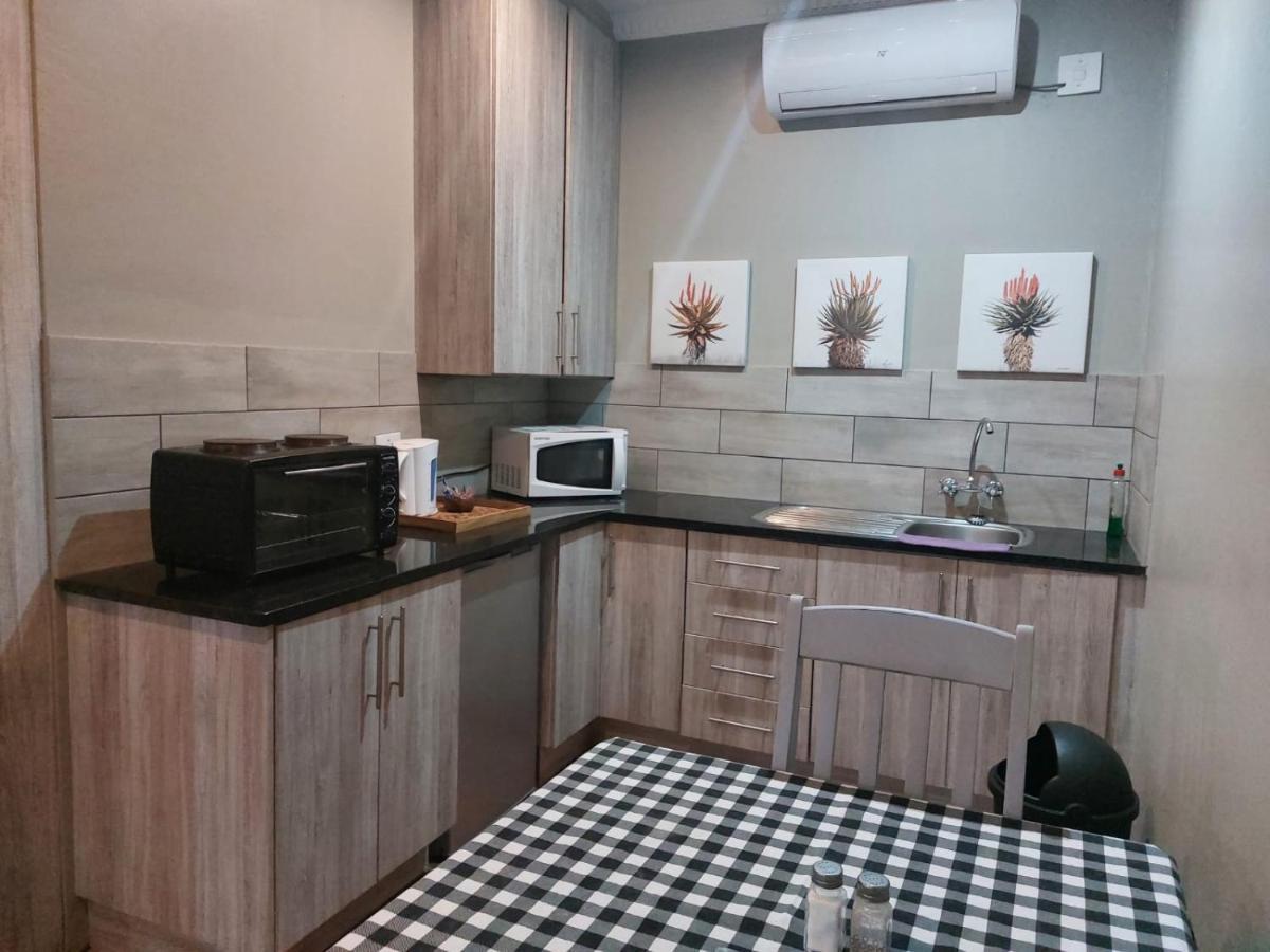 Wisteria Lane Guesthouse Postmasburg Bagian luar foto