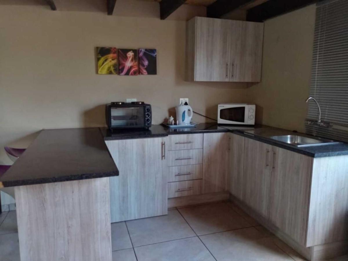 Wisteria Lane Guesthouse Postmasburg Bagian luar foto